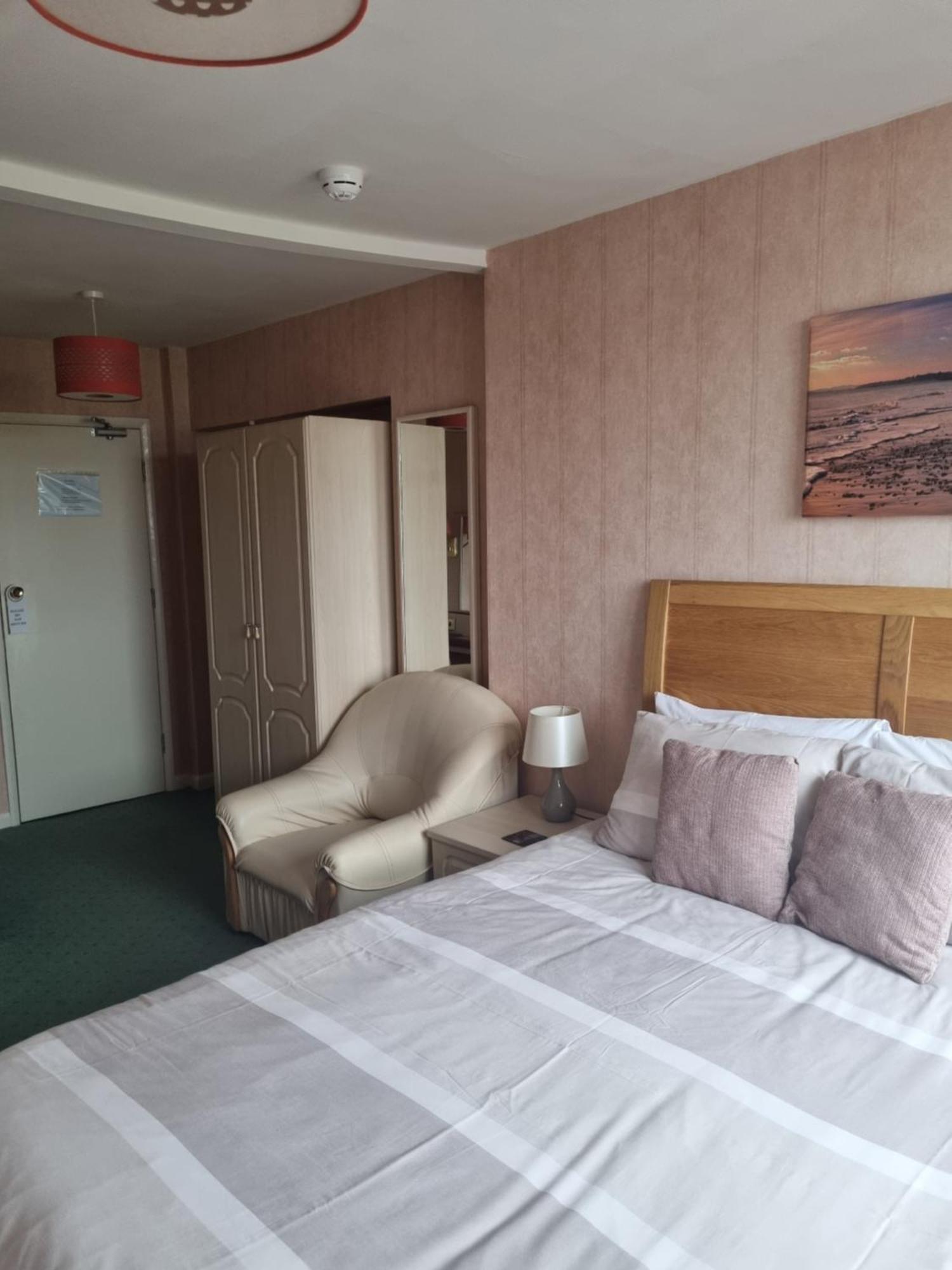 The Sands Hotel Paignton Bagian luar foto