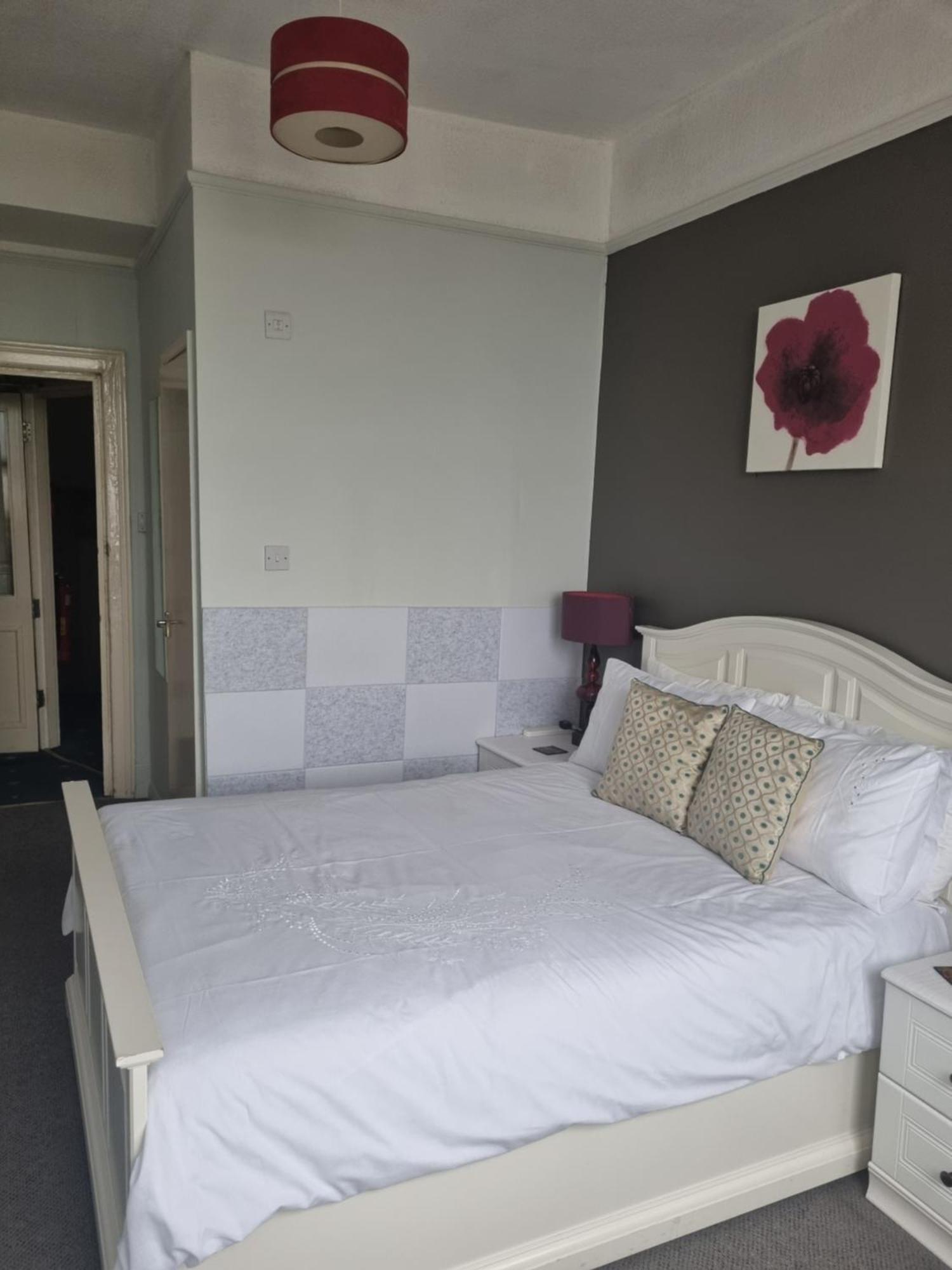 The Sands Hotel Paignton Bagian luar foto